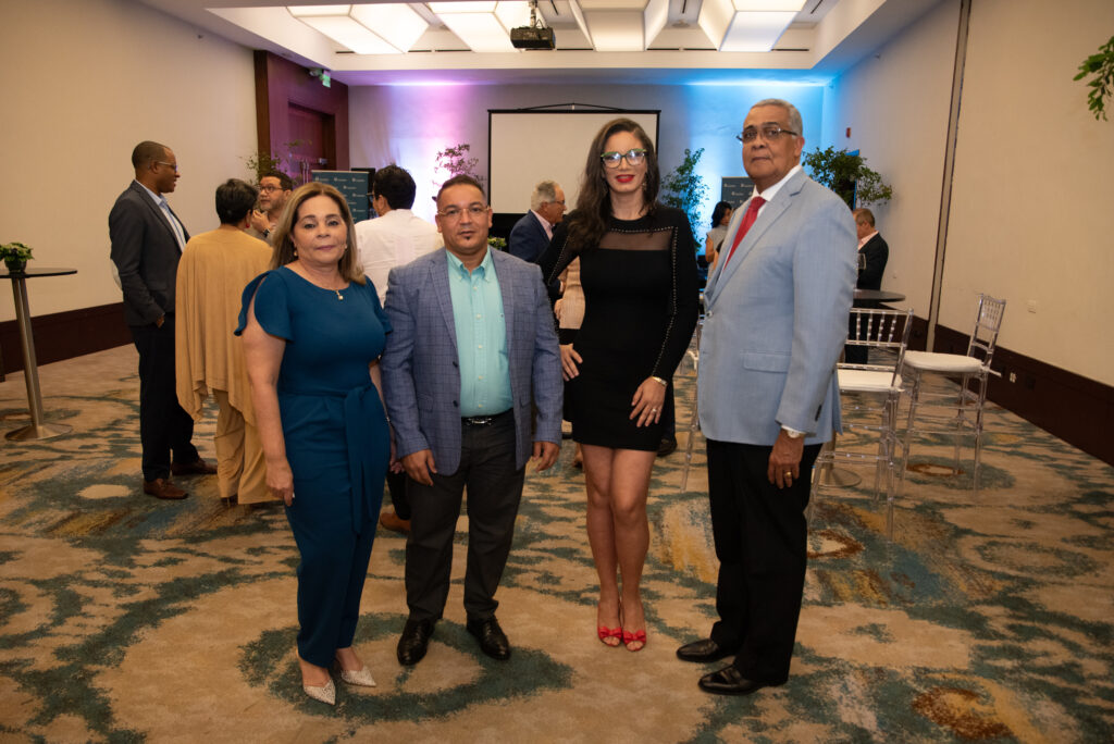 Elvira Diaz Sandy Casado Pamela Pol y Pedro Diaz Ruiz 1